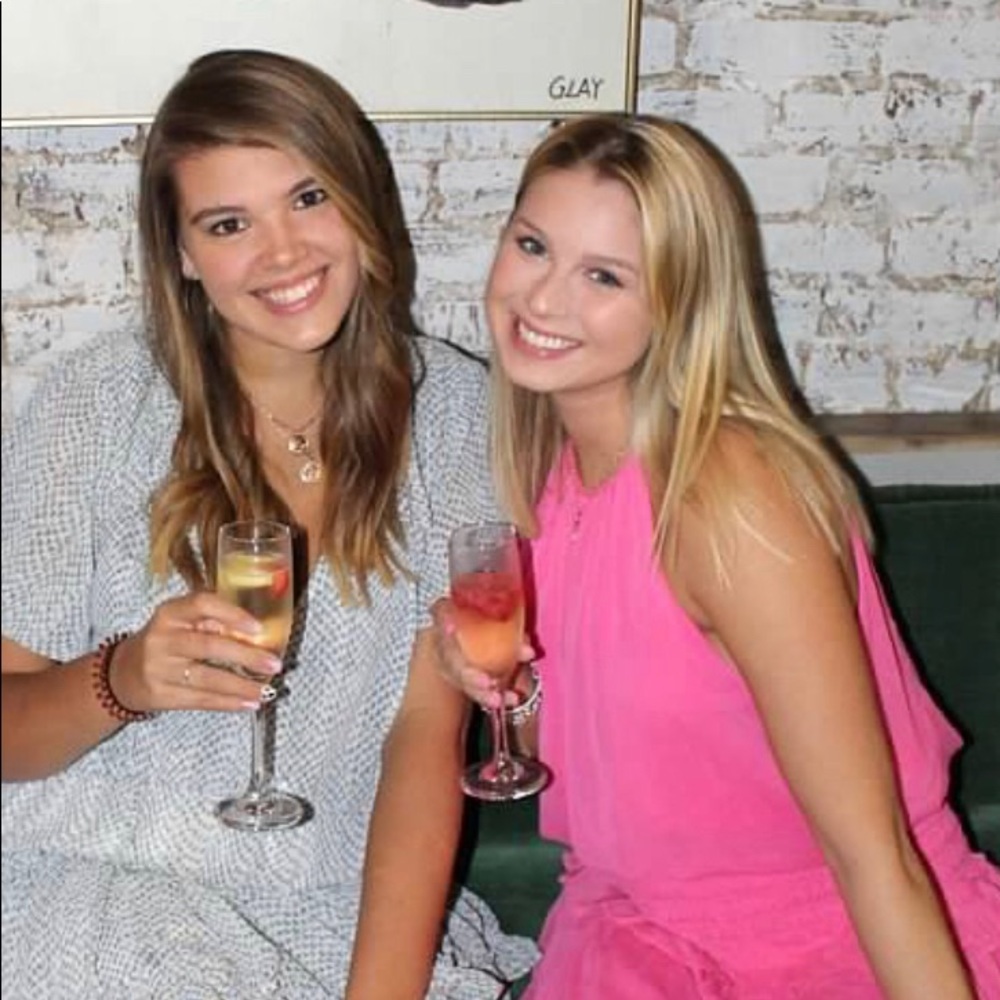 Meet your Posher, Addison